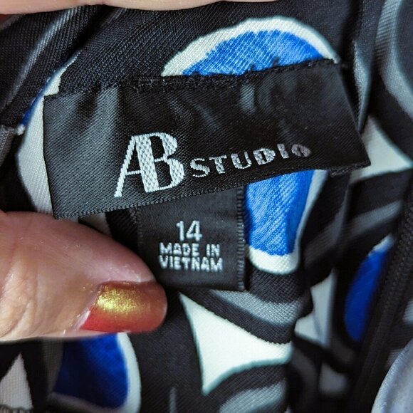 AB Studio Blue/Black/White Circles Sleeveless Dress - Picture 8 of 9